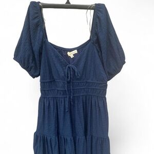 Kohl's Navy Puff Sleeve Blouse